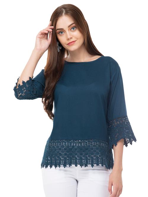crochet hem round neck solid top - 16494040 - Very Small Image - 1