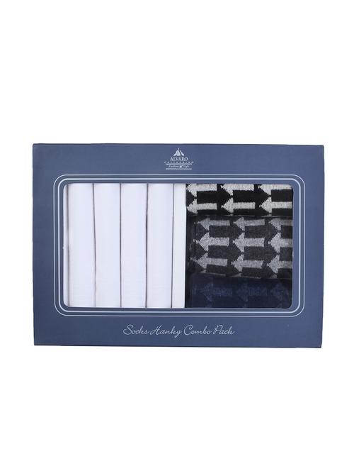 pack of 3 pcs sock and 5 pcs handkerchief combo - 16503974 - Very Small Image - 1