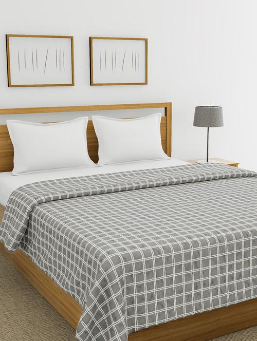 cotton double comforter with super silken filling - 16505689 - Very Small Image - 1