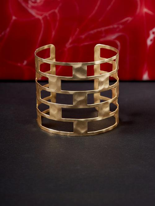 silver metal cuffs bracelet - 16506940 - Very Small Image - 1
