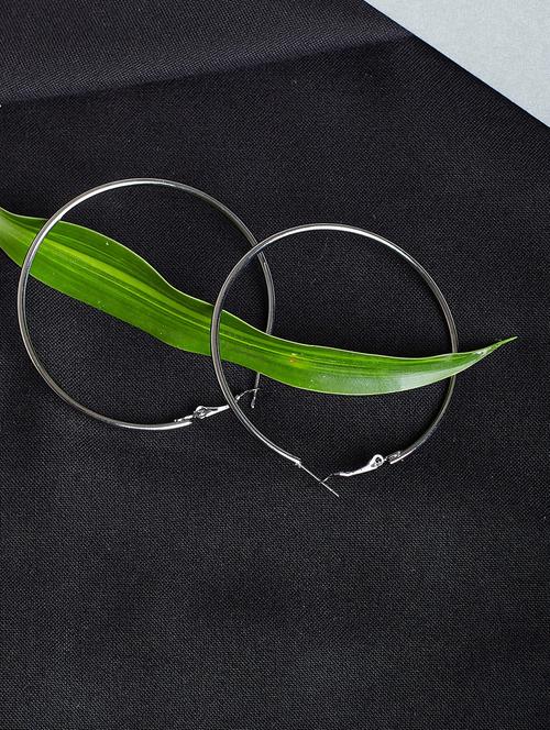 silver metal hoop earring - 16506959 - Very Small Image - 1