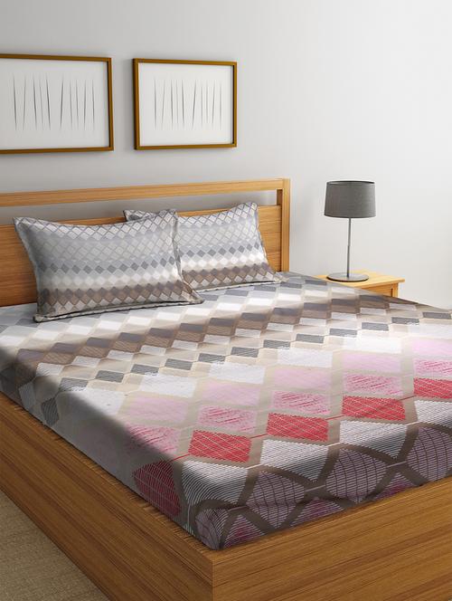 printed double bedsheet with 2 pillow covers - 16566349 - Very Small Image - 1