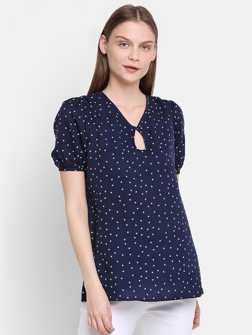 key hole neck star printed top - 16584970 - Very Small Image - 1