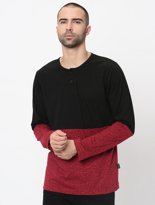 red cut & sew printed t-shirt - 16587221 - Very Small Image - 1