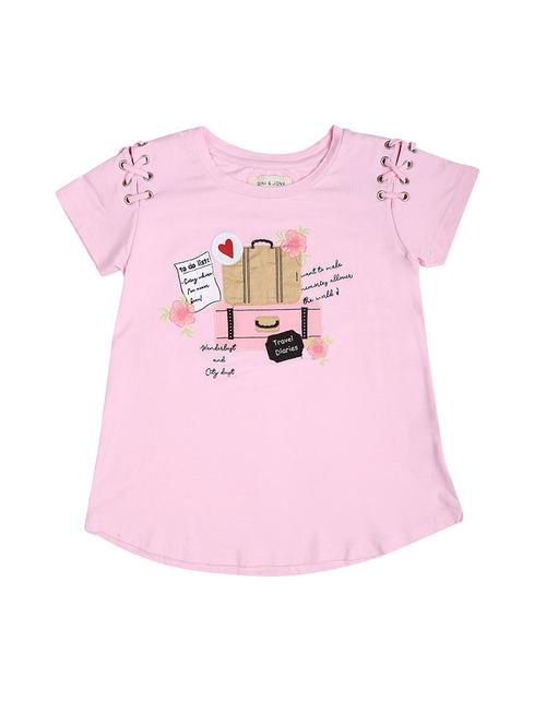 criss cross detail quirky patch top - 16592856 - Very Small Image - 1