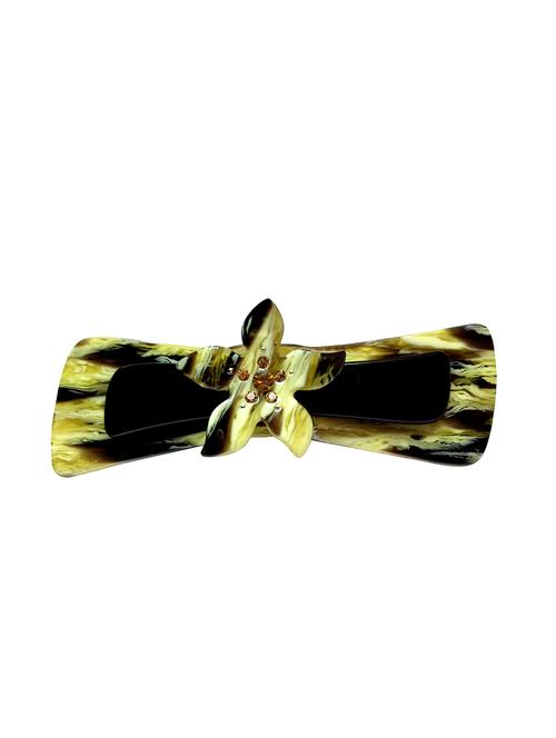 flower style stone studded hair clips for women - 16593633 - Very Small Image - 1