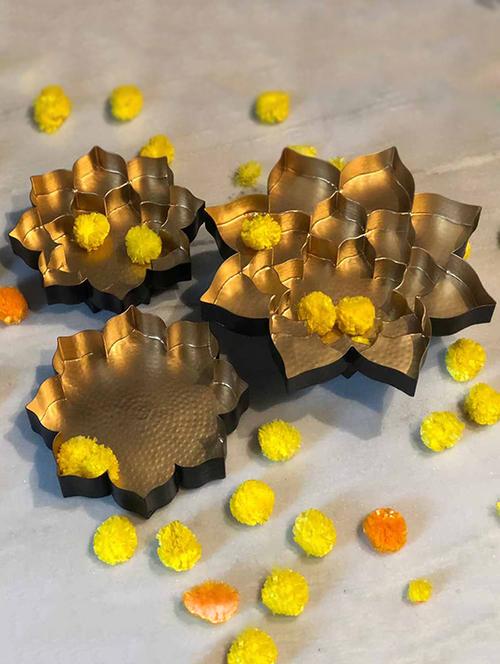 decorative pooja tray - 16596938 - Very Small Image - 1