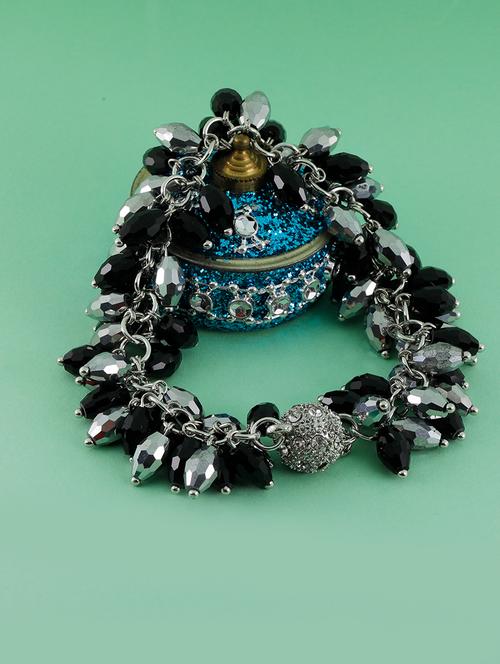 silver metal bangle bracelets - 16598932 - Very Small Image - 1