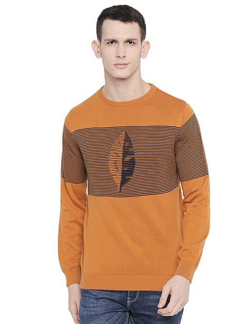 orange chest print pullover - 16659402 - Very Small Image - 1