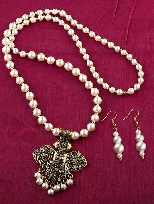 gold brass long necklace - 16661204 - Very Small Image - 1