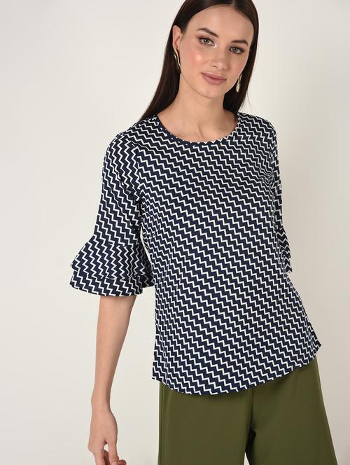 round neck bell sleeved chevron top - 16667964 - Very Small Image - 1