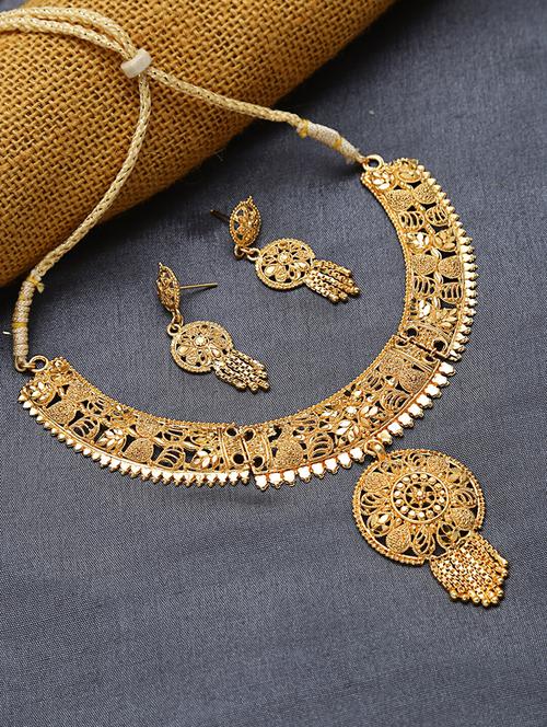 gold metal necklaces and earring - 16668140 - Very Small Image - 1
