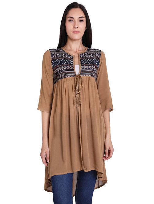 yoke embroidered regular shrug - 16681451 - Very Small Image - 1
