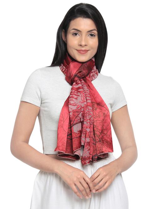 red polyester stole - 16682653 - Very Small Image - 1