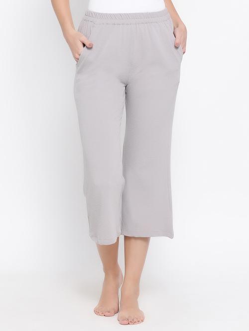 high rise solid capri - 16688319 - Very Small Image - 1