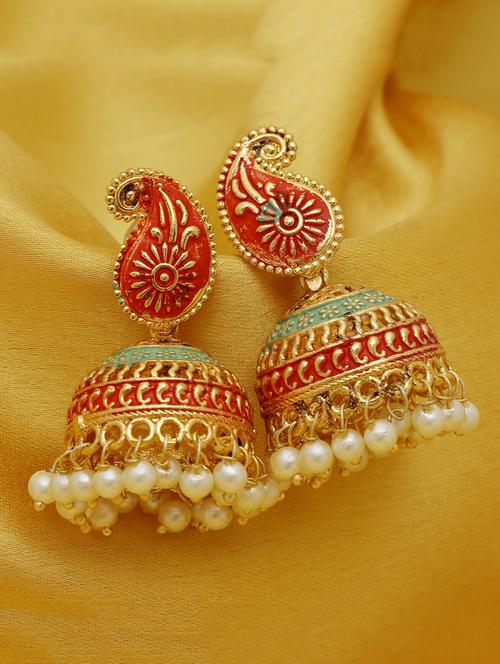 green gold plated jhumka earring - 16698033 - Very Small Image - 1