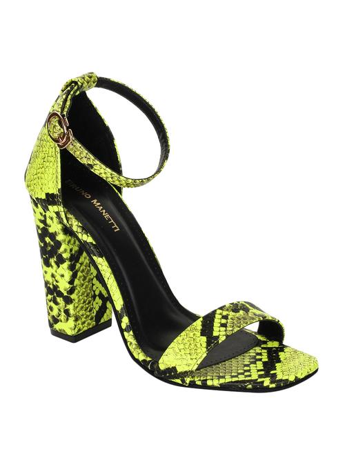 yellow closed back sandals - 16709724 - Very Small Image - 1