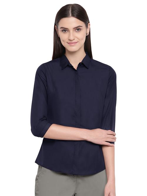 curved hem solid shirt - 16739128 - Very Small Image - 1