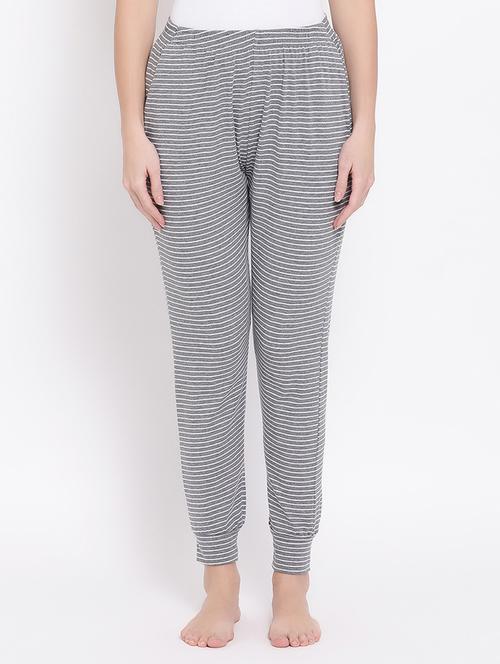 high rise pocket detail striped jogger - 16754190 - Very Small Image - 1