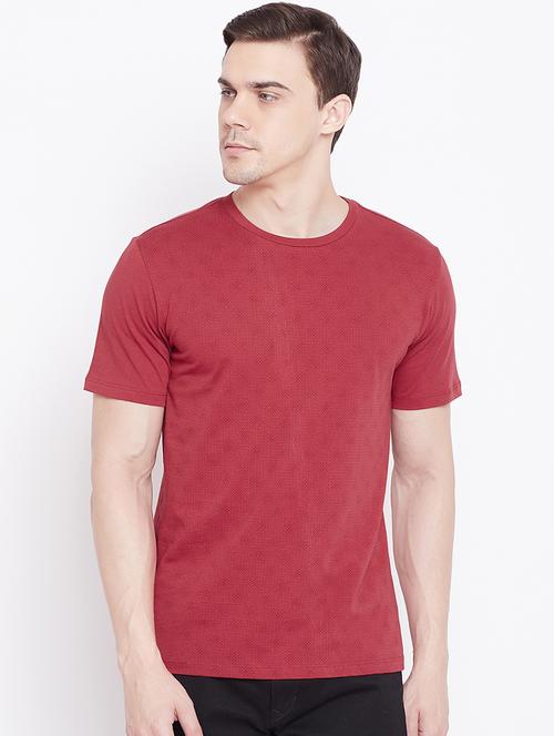 red self design t-shirt - 16754362 - Very Small Image - 1