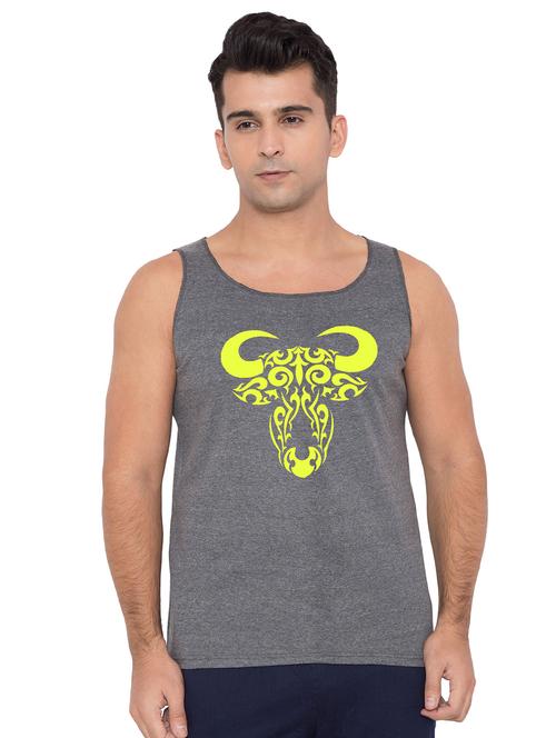 grey printed vest - 16775495 - Very Small Image - 1