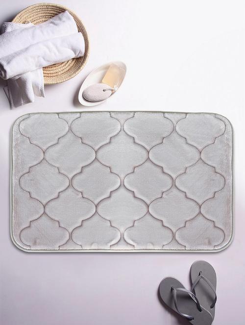 foam bath mat with anti skid & hd rubber backing - 16778678 - Very Small Image - 1