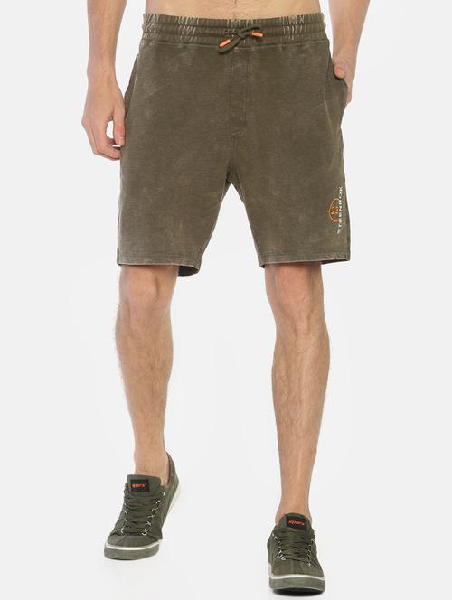 green solid shorts - 16788986 - Very Small Image - 1