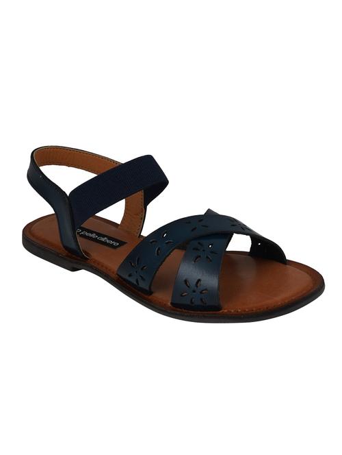 blue back strap sandals - 16802562 - Very Small Image - 1