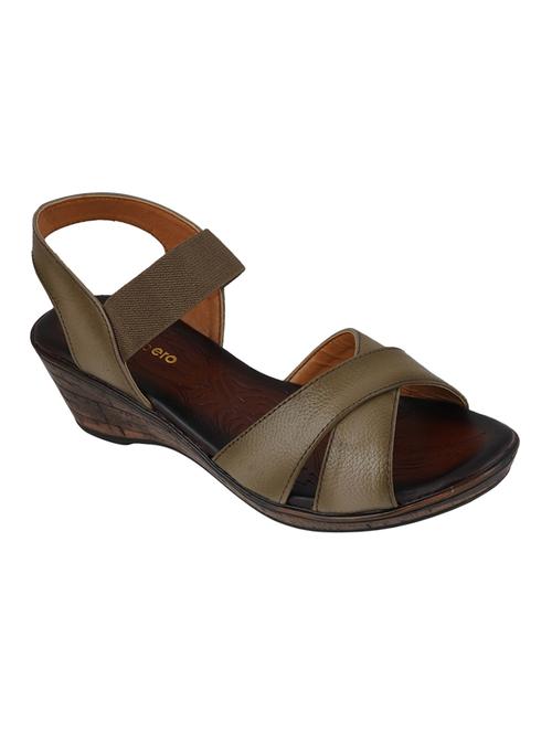 green back strap wedges - 16802609 - Very Small Image - 1