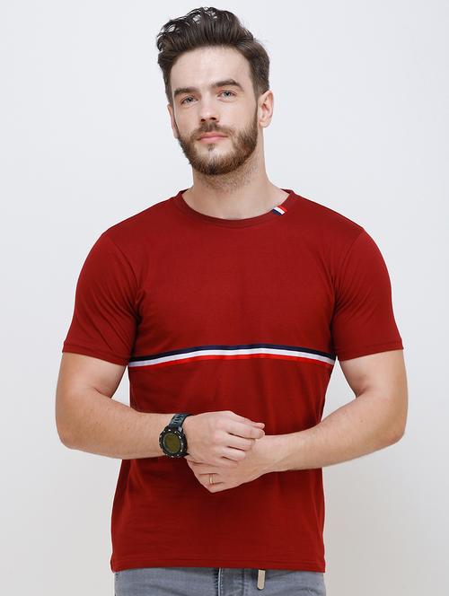 red taped t-shirt - 16805991 - Very Small Image - 1
