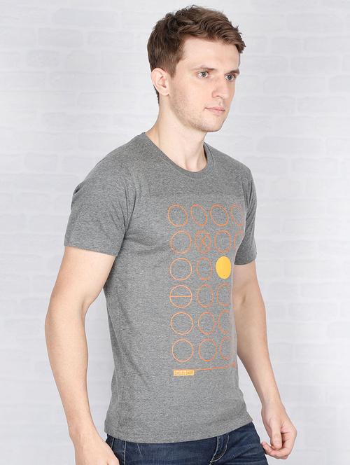 grey chest print t-shirt - 16809048 - Very Small Image - 1