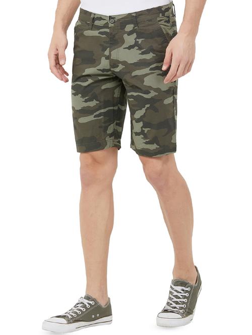 green camouflage print bermuda shorts - 16831048 - Very Small Image - 1