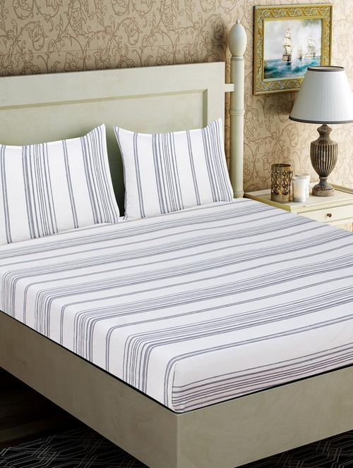 cotton double bedsheet with 2 pillow covers - 16859666 - Very Small Image - 1