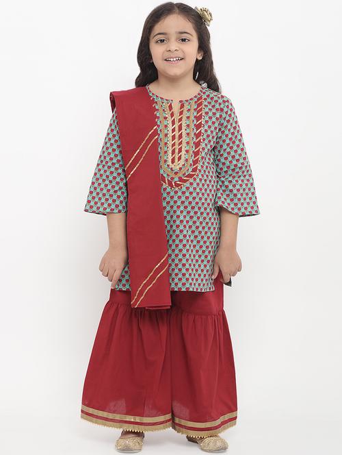 red cotton suit set - 16866382 - Very Small Image - 1