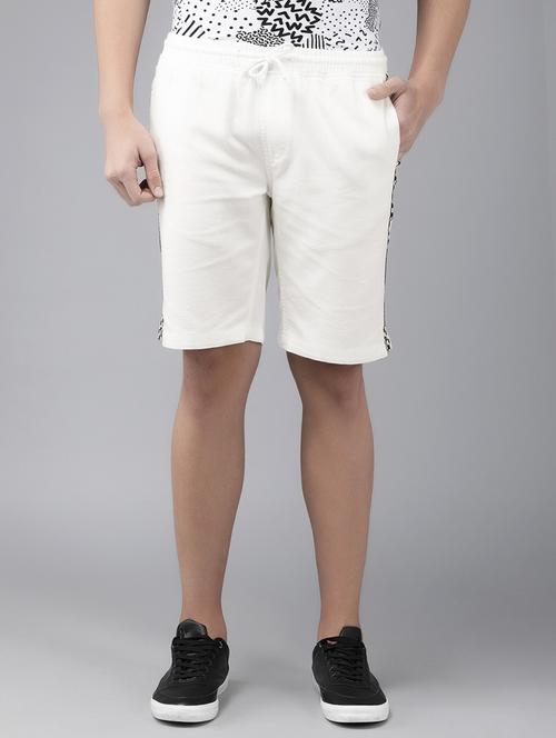 white side striped shorts - 16873228 - Very Small Image - 1