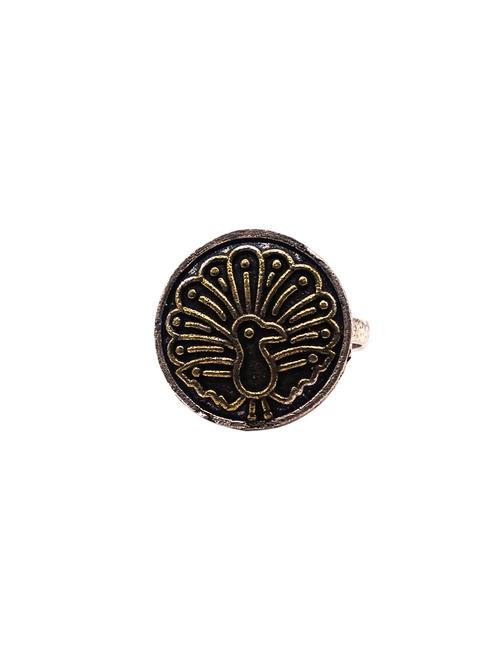 gold metal hand ring - 16874615 - Very Small Image - 1