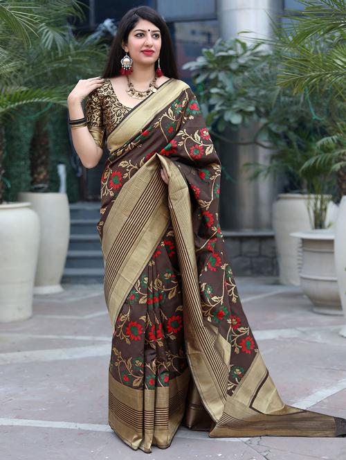 floral woven saree with blouse - 16905957 - Very Small Image - 1