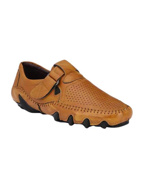 tan back strap sandals - 16907088 - Very Small Image - 1