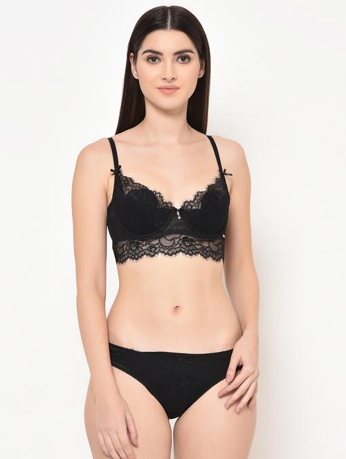 laced t-shirt bra and panty set - 16907950 - Very Small Image - 1
