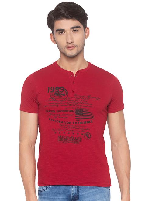 red chest print t-shirt - 16915644 - Very Small Image - 1