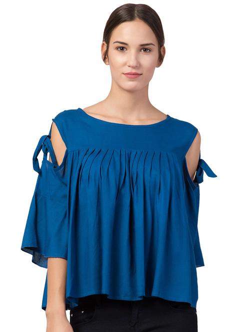 cold shoulder solid top - 16917458 - Very Small Image - 1