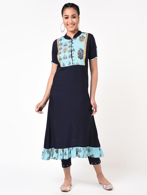 contrast yoke a-line kurta - 16928988 - Very Small Image - 1