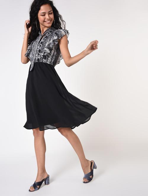 ruffle detail flared dress - 16929299 - Very Small Image - 1