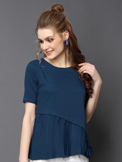 pleated hem round neck top - 16933511 - Very Small Image - 1