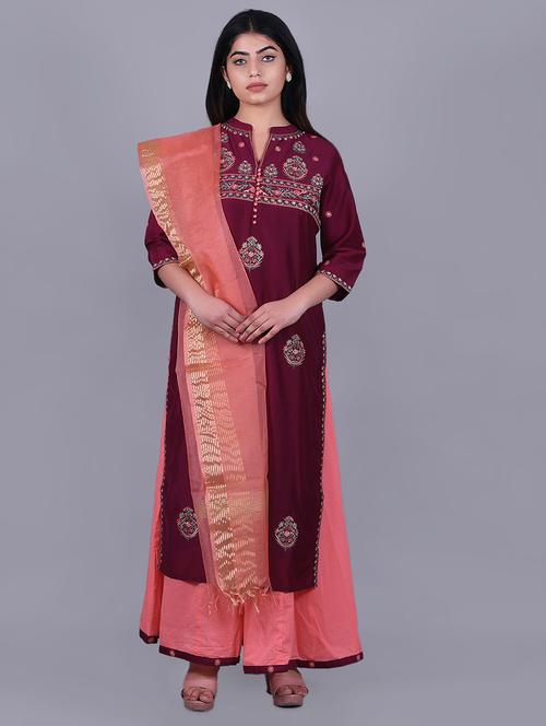 embroidered suit set - 16937841 - Very Small Image - 1