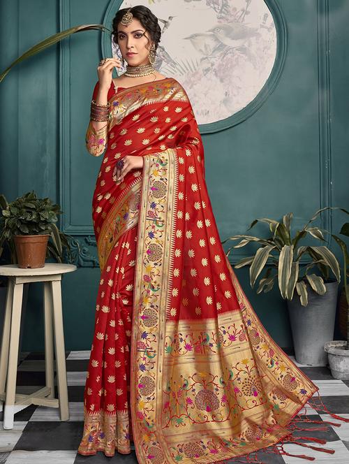 floral woven saree with blouse - 16941913 - Very Small Image - 1