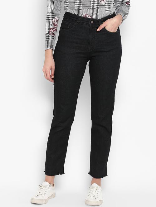 mid rise frayed hem jeans - 16945509 - Very Small Image - 1