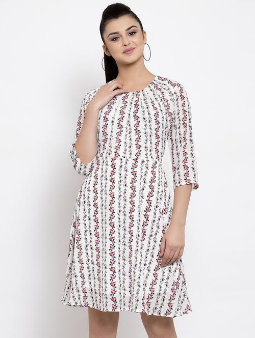 round neck pleated floral dress - 16952281 - Very Small Image - 1