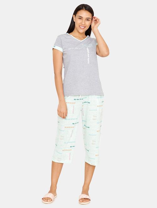 v neck tee with capri set - 16965227 - Very Small Image - 1