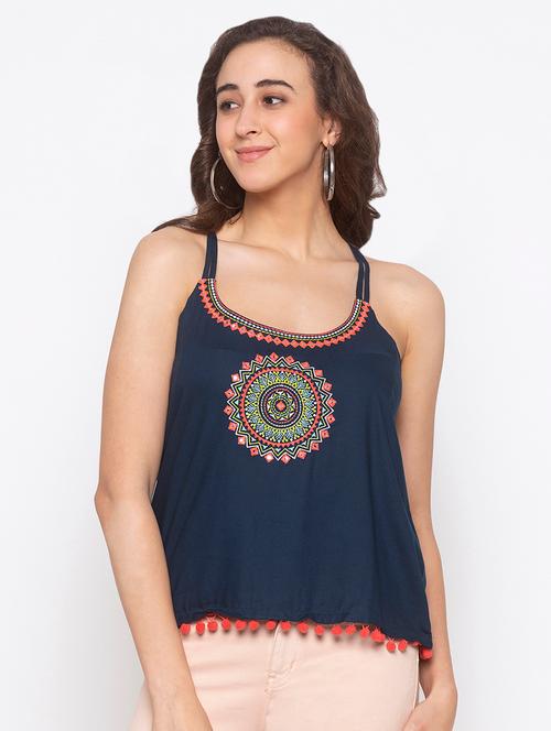 laced hem embroidered detail top - 16978938 - Very Small Image - 1